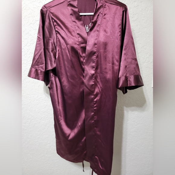 Purple bridesmaid robe - Picture 5 of 5